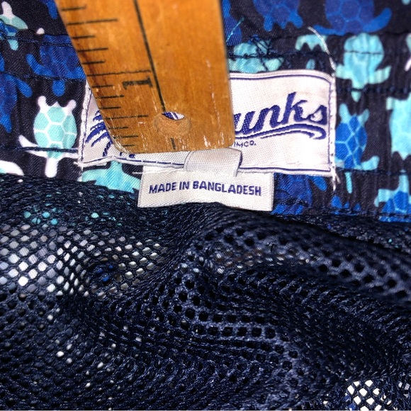 Trunks Surf and Swim Co. Brand Men’s Chevron Turtle Mesh Lined Trunks Size XL - Picture 12 of 12